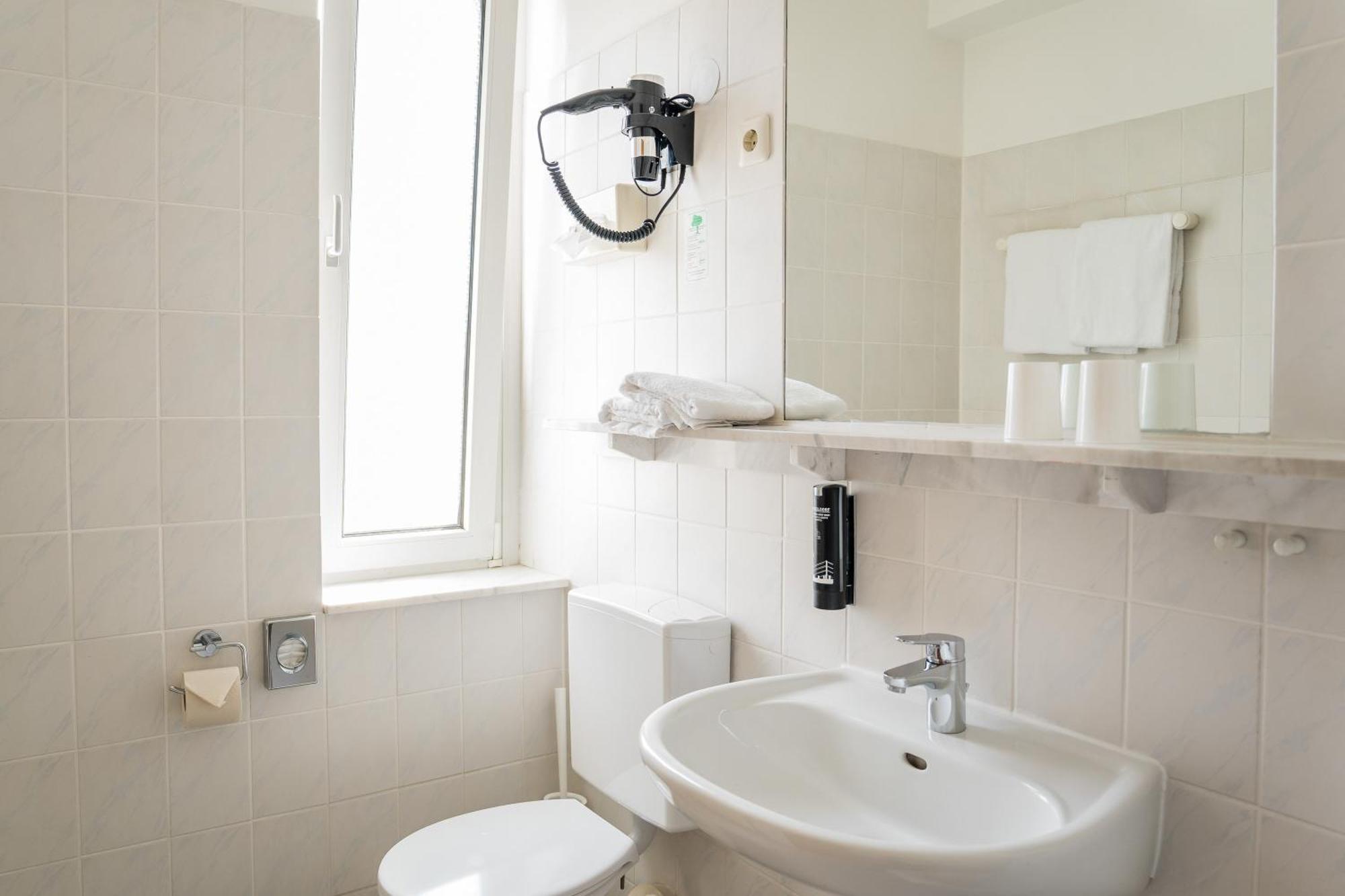 Antares Apartments Dusseldorf Luaran gambar
